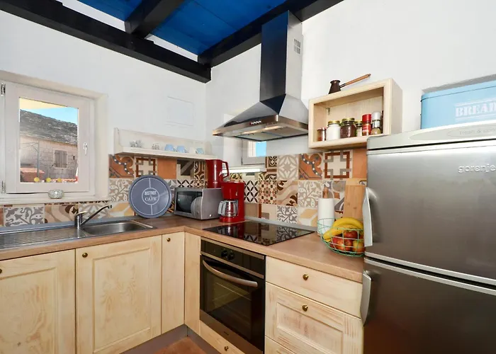 Vikendica Islander House With Pool *