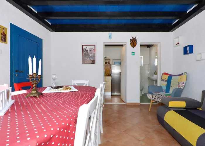 Vikendica Islander House With Pool *